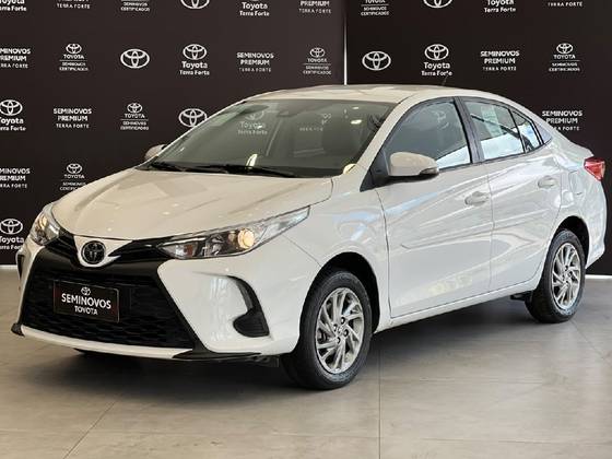 TOYOTA YARIS 1.5 16V FLEX SEDAN XS MULTIDRIVE TOYOTA YARIS 1.5 16V FLEX SEDAN XS MULTIDRIVE